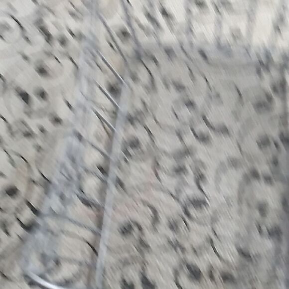 Elegant Gray Metal Wire Basket - Picture 7 of 8